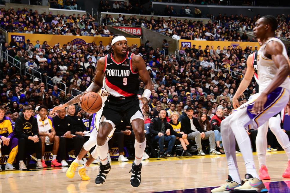 在从教练席 在从教练席